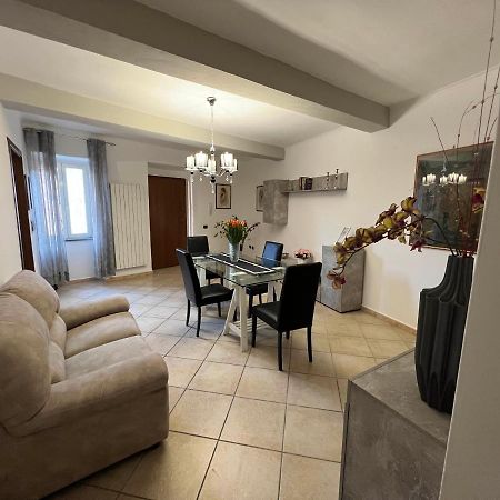 La Rocchetta Villa Сутри Екстериор снимка