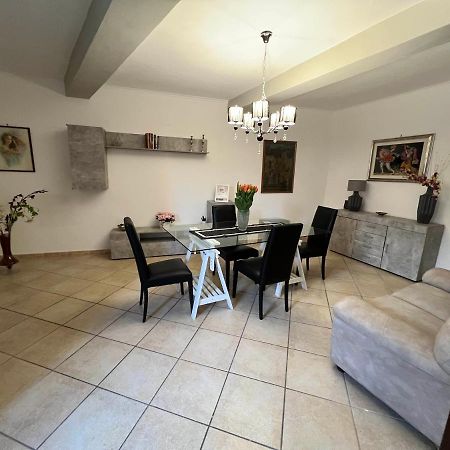 La Rocchetta Villa Сутри Екстериор снимка